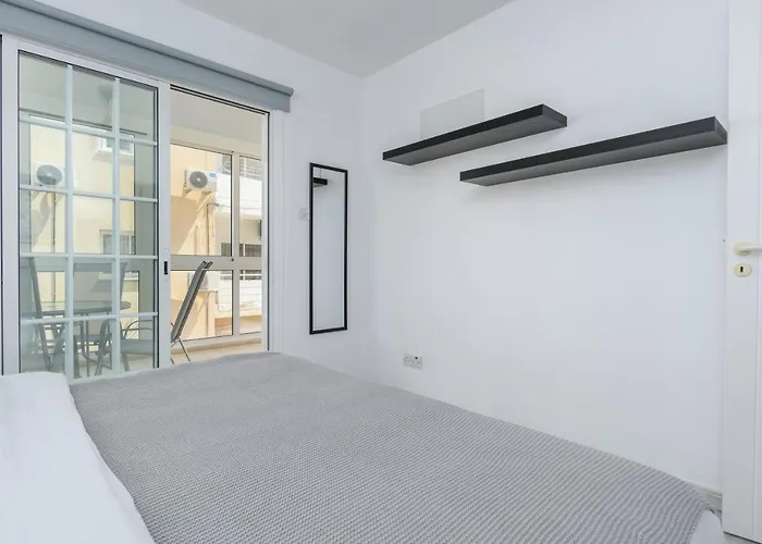 White 1-Bedroom Apartment By Mackenzie Beach